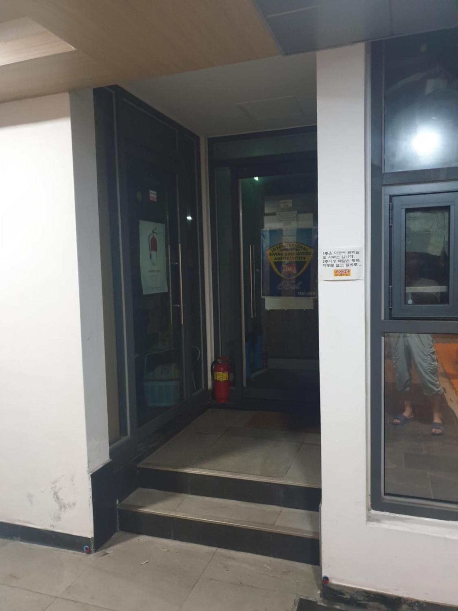The Core Albergue Σεούλ Εξωτερικό φωτογραφία